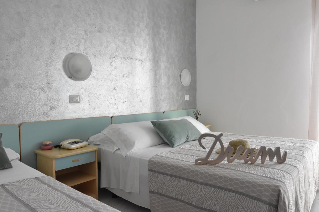 Hotel Jumbo Rimini Eksteriør bilde