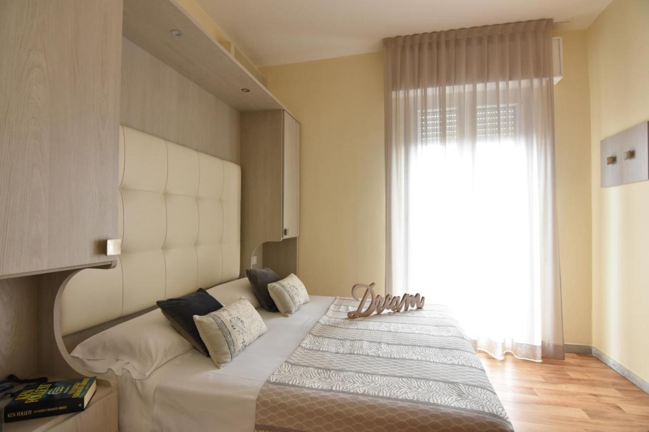 Hotel Jumbo Rimini Eksteriør bilde