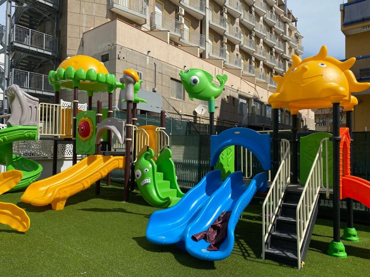 Hotel Jumbo Rimini Eksteriør bilde