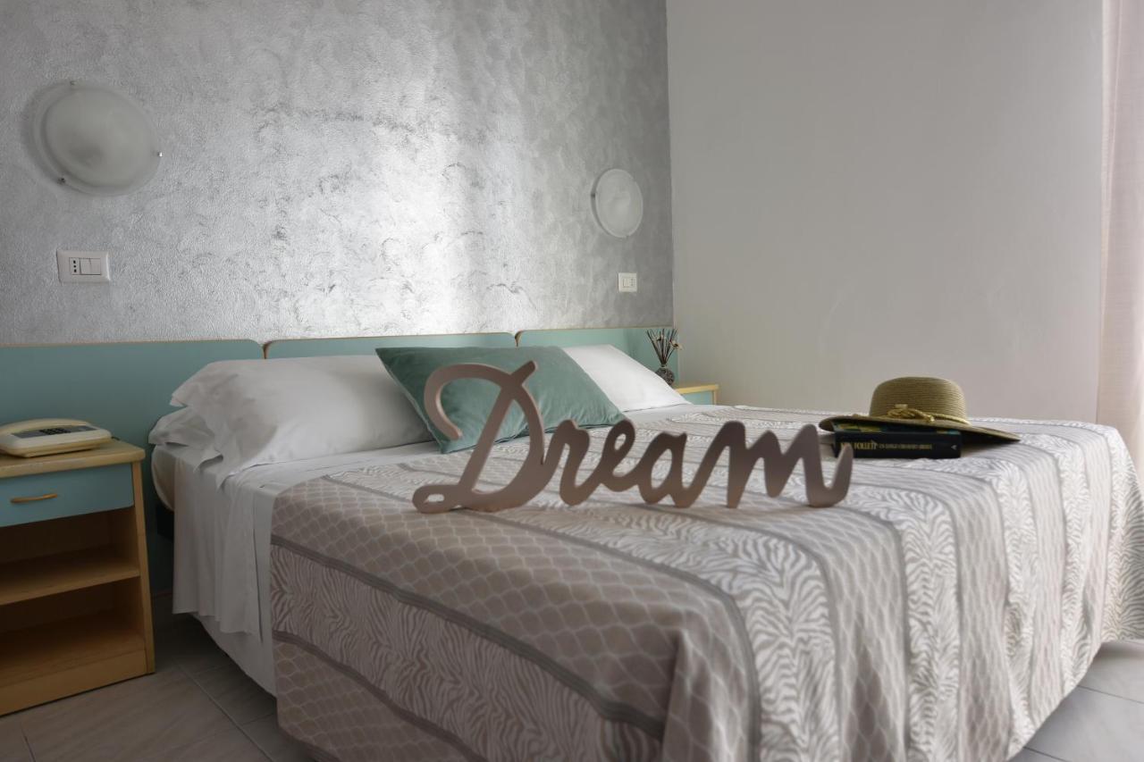 Hotel Jumbo Rimini Eksteriør bilde