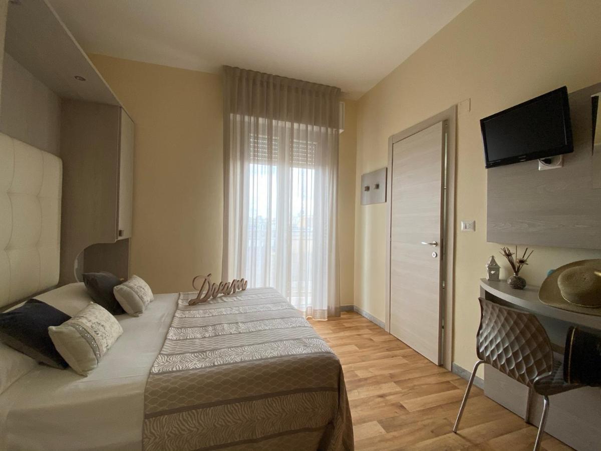 Hotel Jumbo Rimini Eksteriør bilde